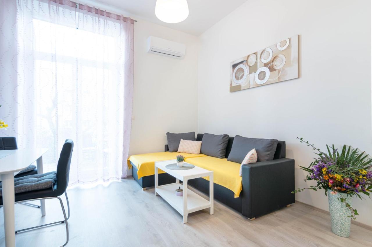 Apartment Ana Пула Екстер'єр фото
