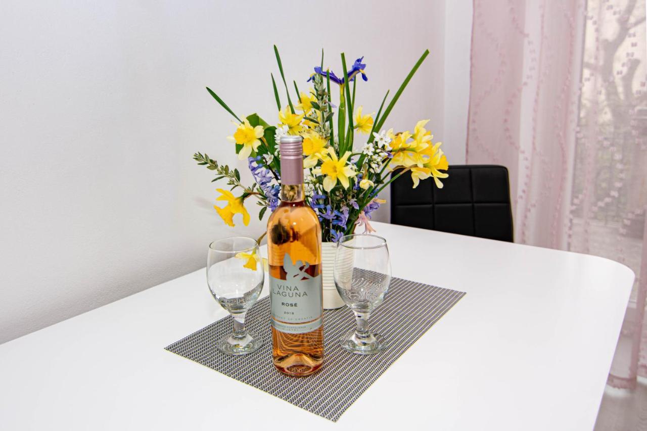 Apartment Ana Пула Екстер'єр фото